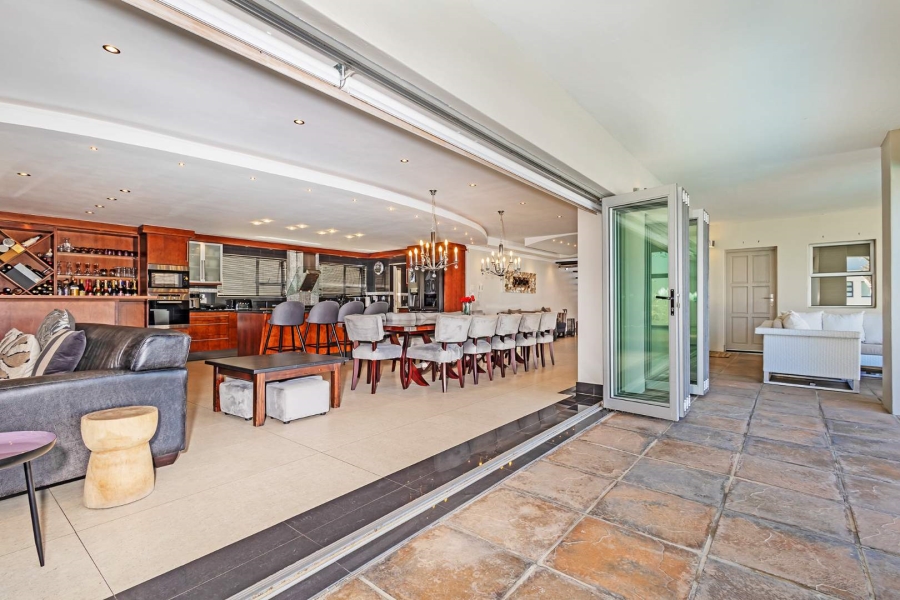 6 Bedroom Property for Sale in Baronetcy Estate Western Cape